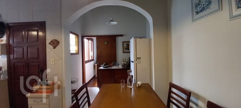 Image 4 - 276570